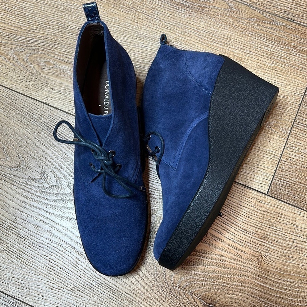 Donald J. Pliner Lowe Blue Suede Wedge Ankle Boots Size 6 1/2M